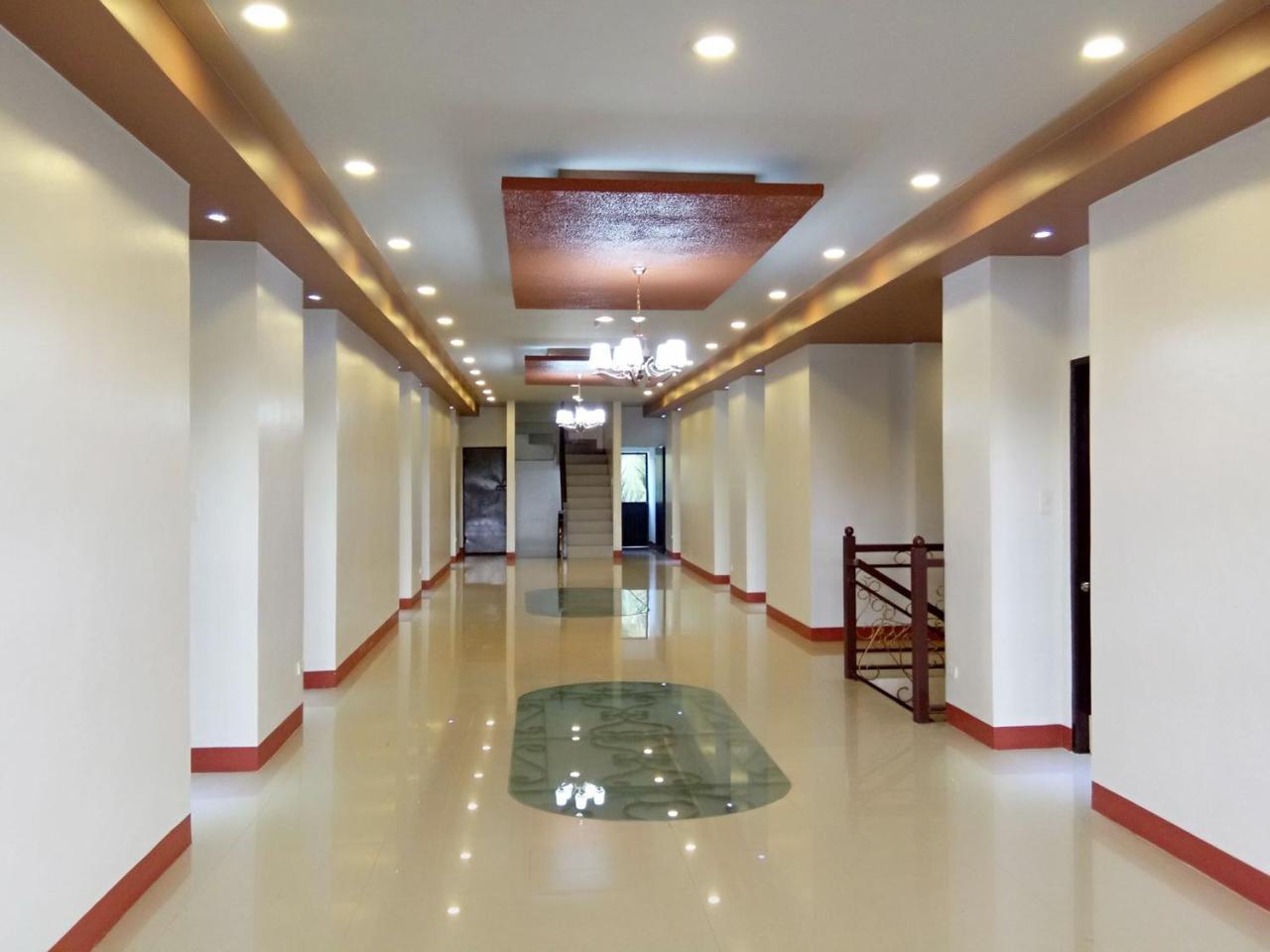 Elizabeth Hotel - Naga Pili  المظهر الخارجي الصورة