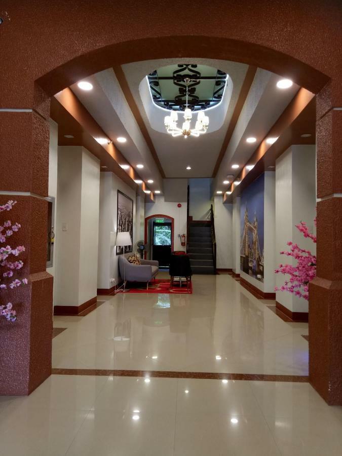 Elizabeth Hotel - Naga Pili  المظهر الخارجي الصورة